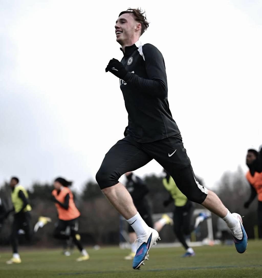 pvp.wanmei.com 官网-利好，因伤缺战水晶宫的帕尔默今日恢复训练